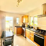 Villa Coastal Breeze In *