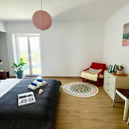 Villa Coastal Breeze In Sesimbra