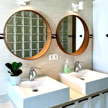 Villa Coastal Breeze In